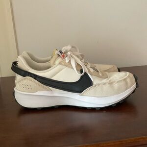 Nike Waffle debut sneaker sand drift/black/white 7